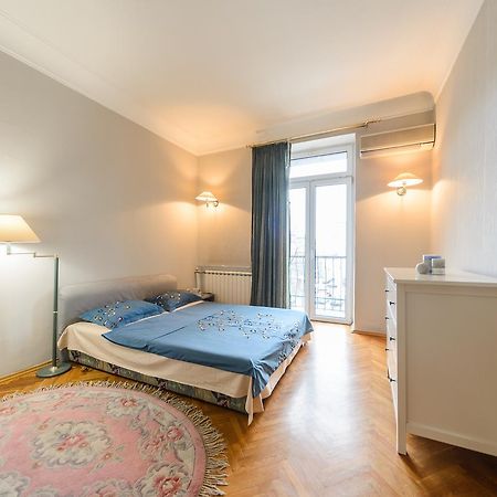 קייב Apartment Near Olympic Stadium מראה חיצוני תמונה