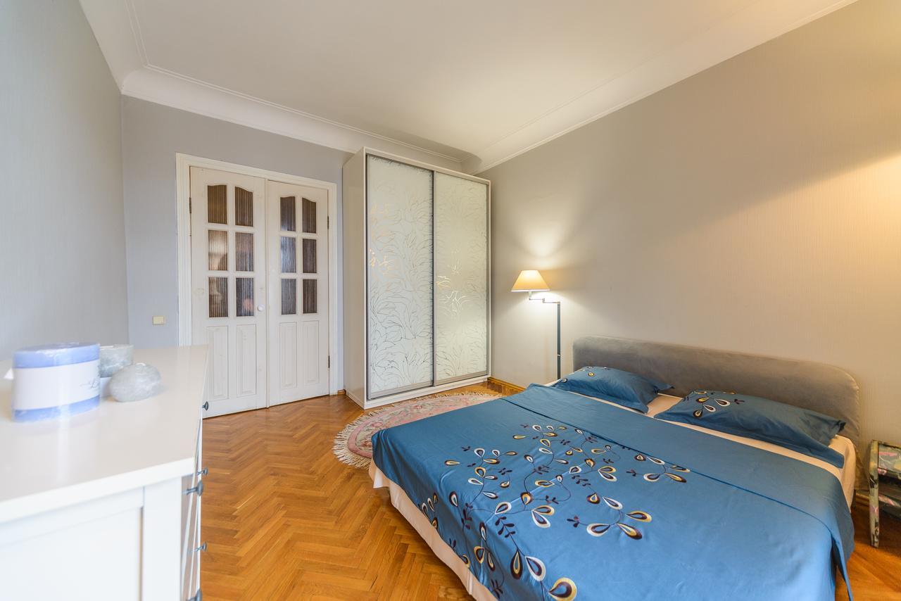 קייב Apartment Near Olympic Stadium מראה חיצוני תמונה